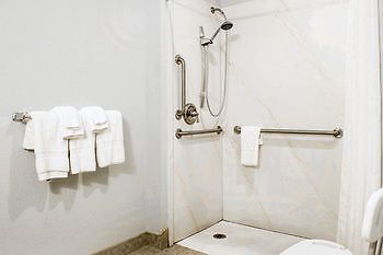 Econo Lodge Норволк Екстер'єр фото