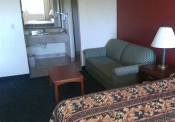 Econo Lodge Норволк Екстер'єр фото