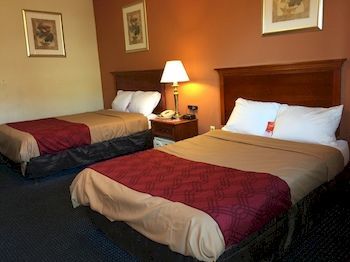 Econo Lodge Норволк Екстер'єр фото