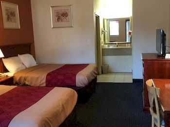 Econo Lodge Норволк Екстер'єр фото