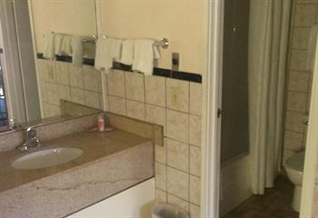 Econo Lodge Норволк Екстер'єр фото